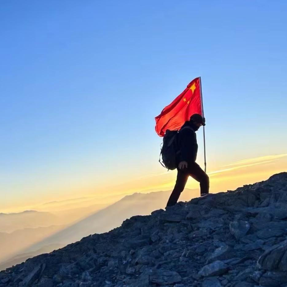沐丞