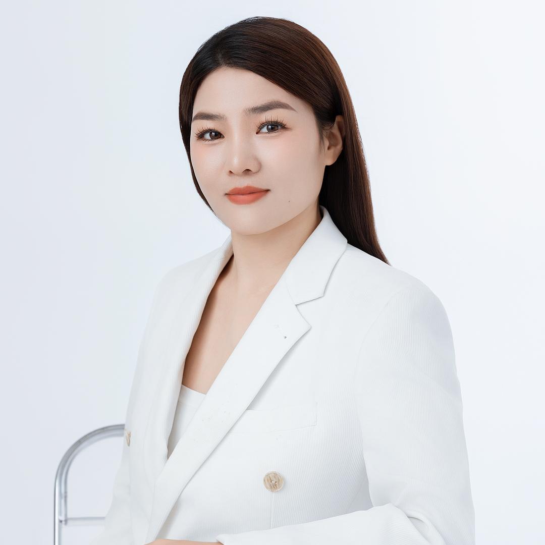 周口眉型设计师亚如