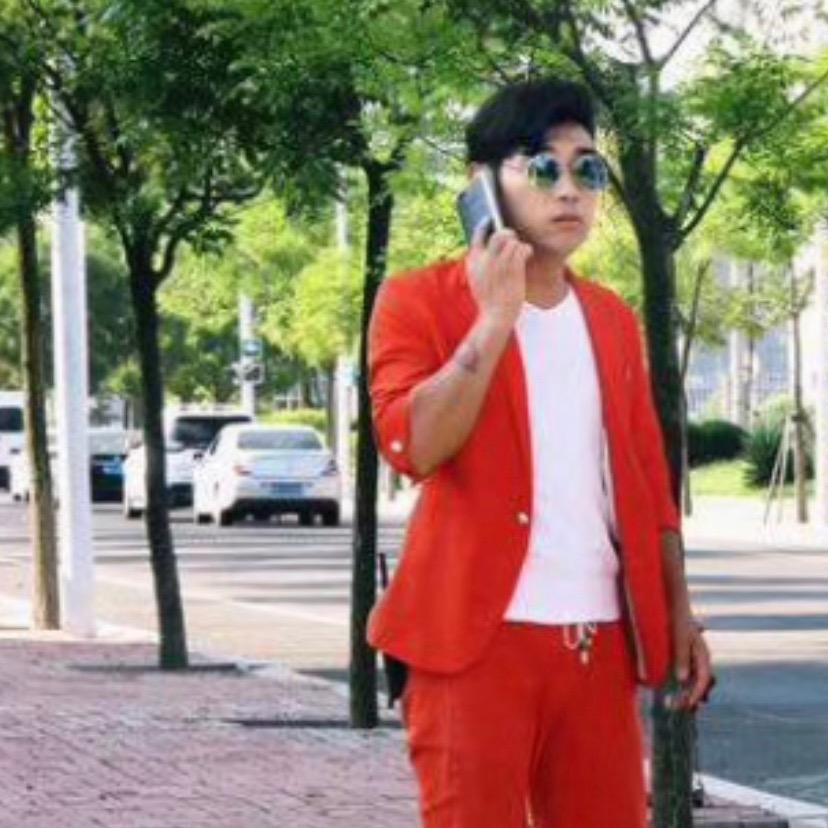 阿标“在路上”晚上8:10开播