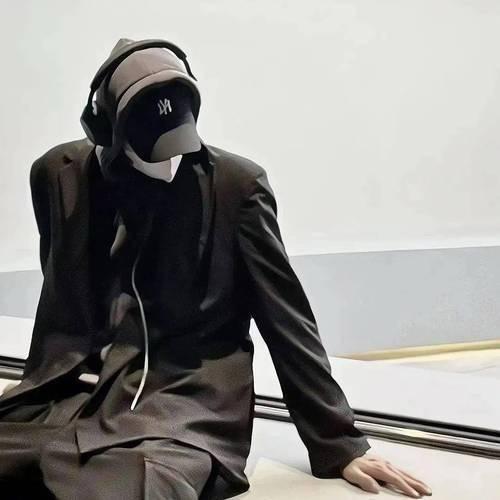 𝑨𝑼𝑮𝑬𝑵𝑺𝑻𝑬𝑹𝑵