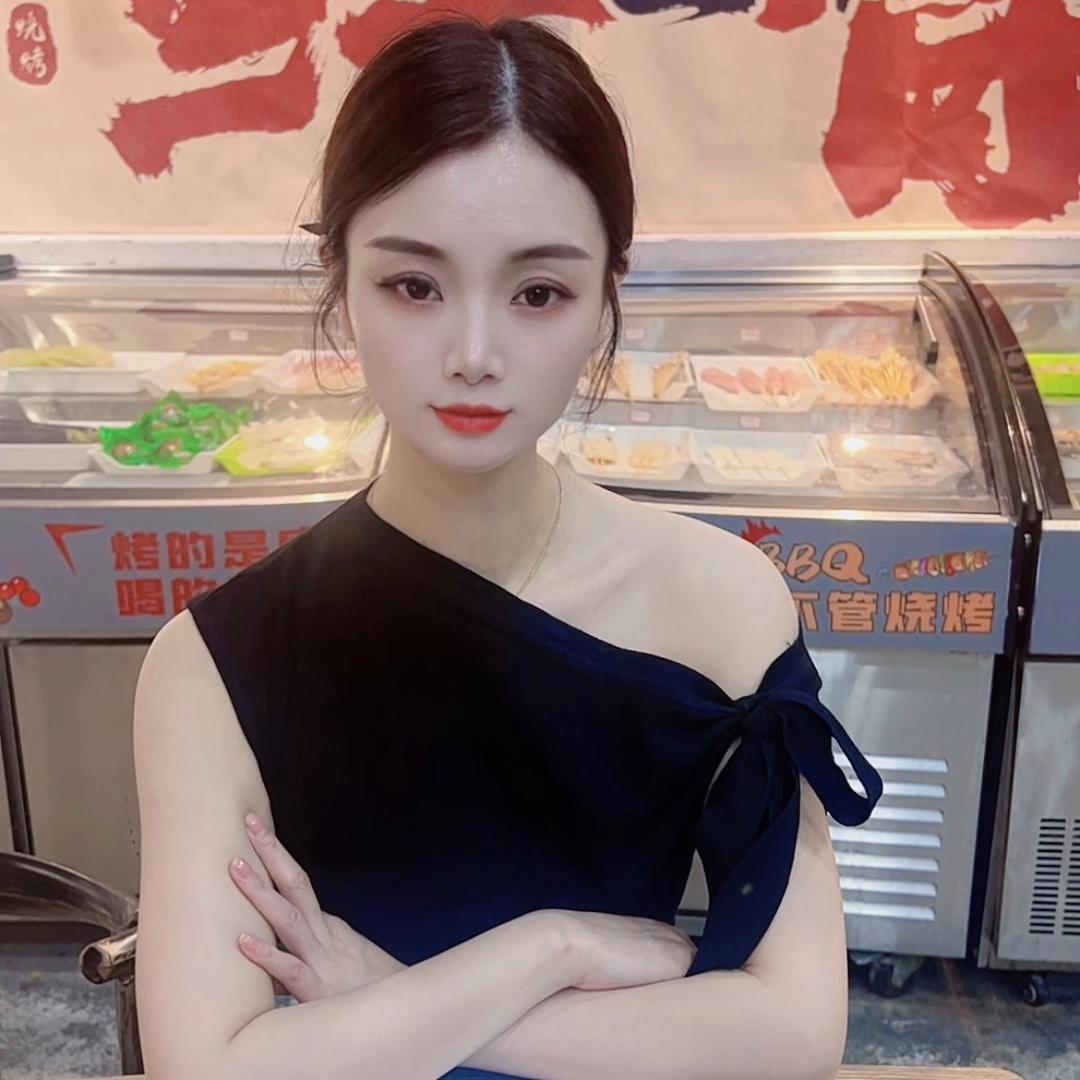 薇儿老板娘
