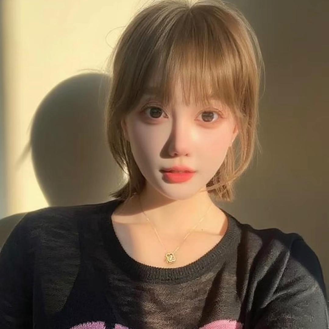 卖衣服的佳佳