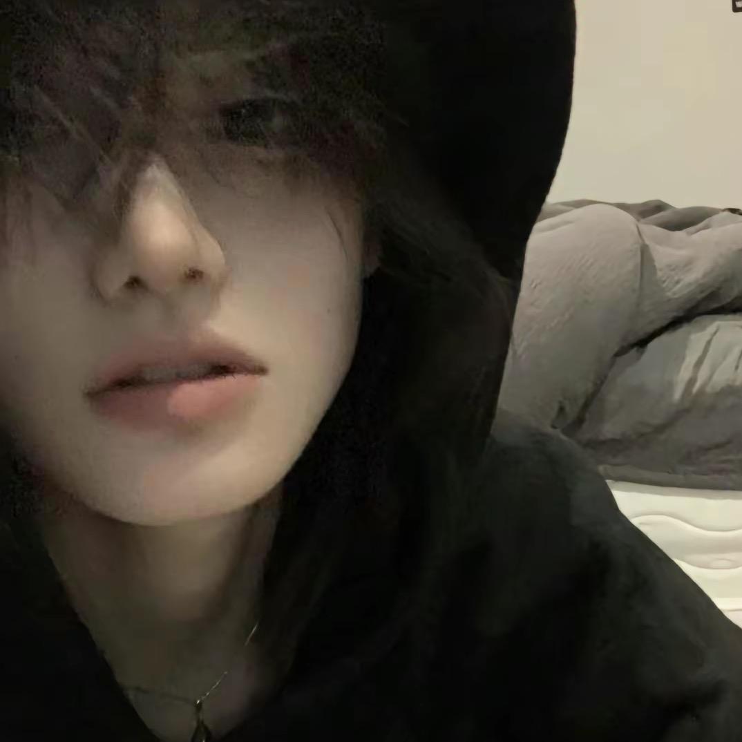 装睡的鱼饼