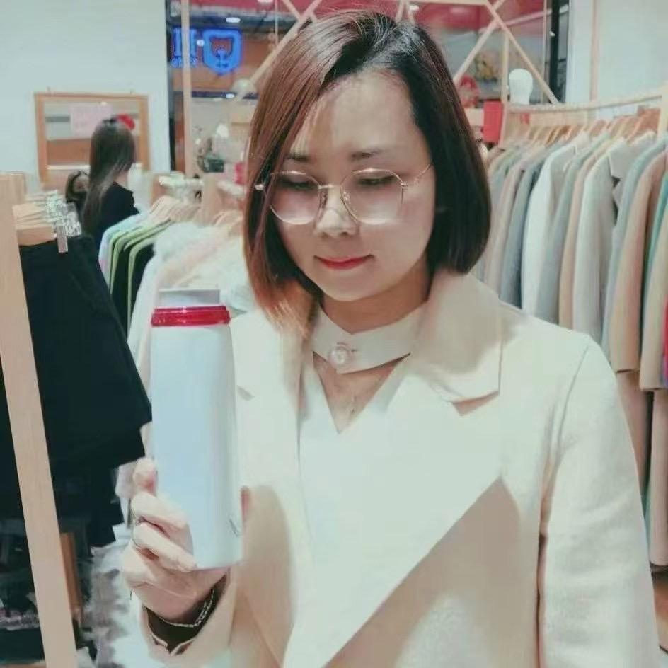 龙南爱无季女装