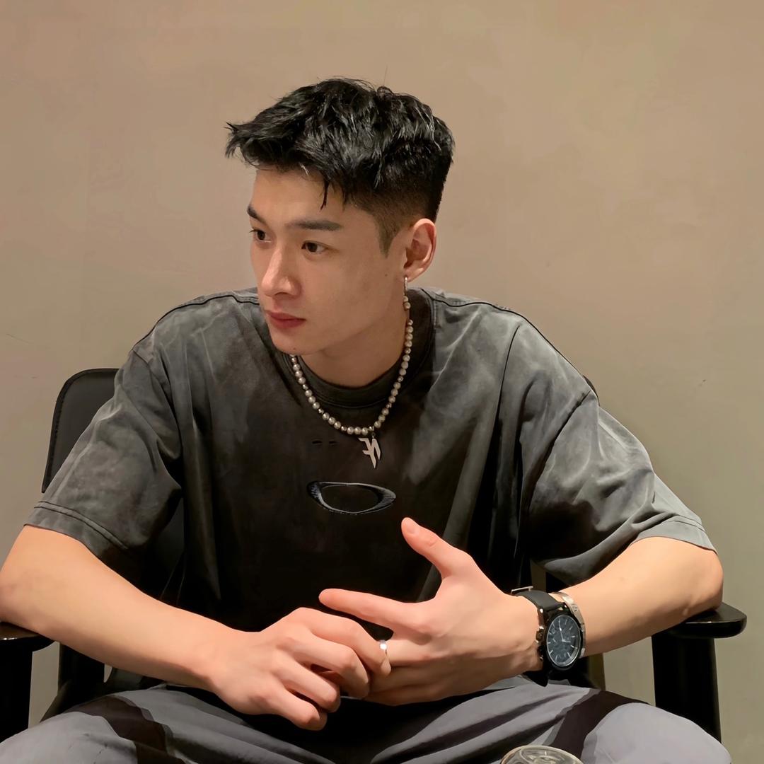 认真搞鞋的小迪