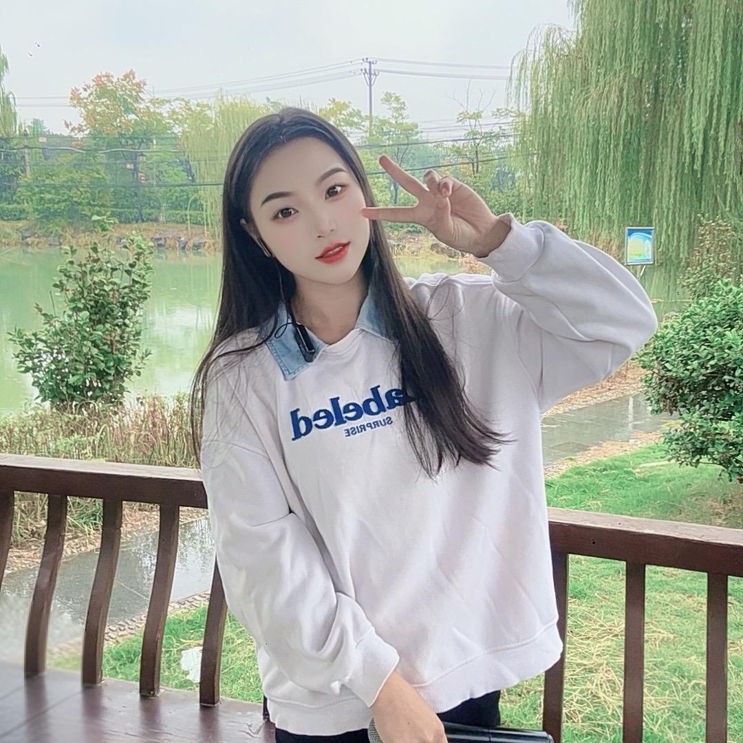 小丽呀《努力中》