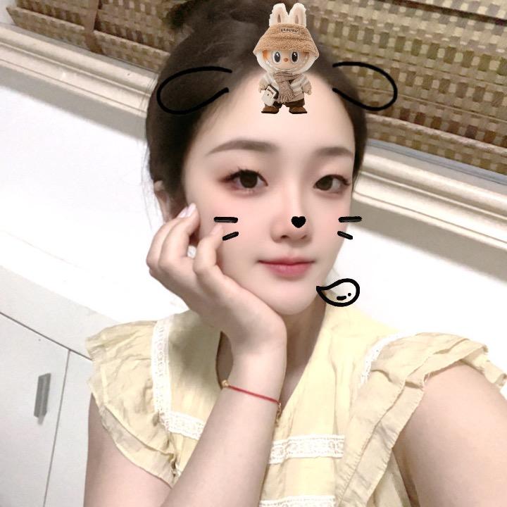 莉宝很哇塞😜
