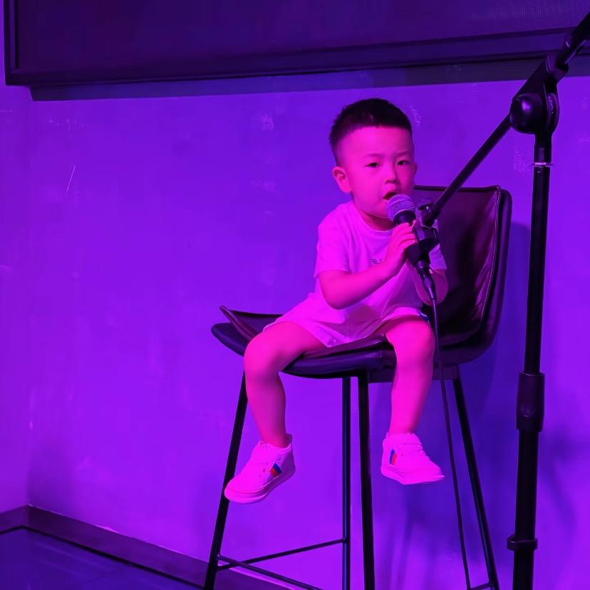 張   豪^