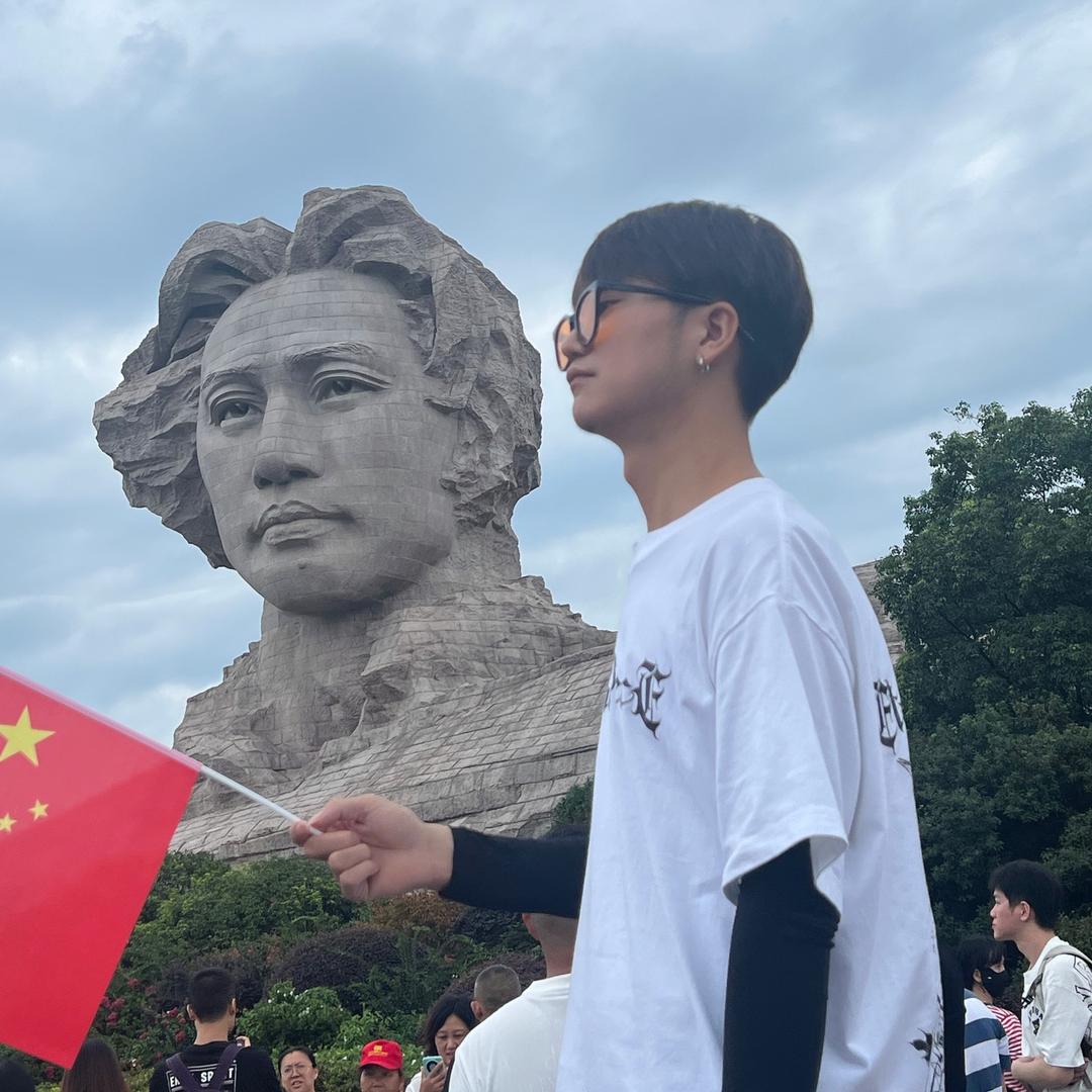 篮见彬