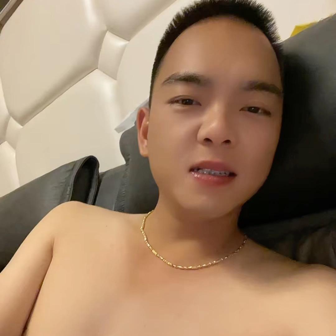 那一瞬间的痛 💔