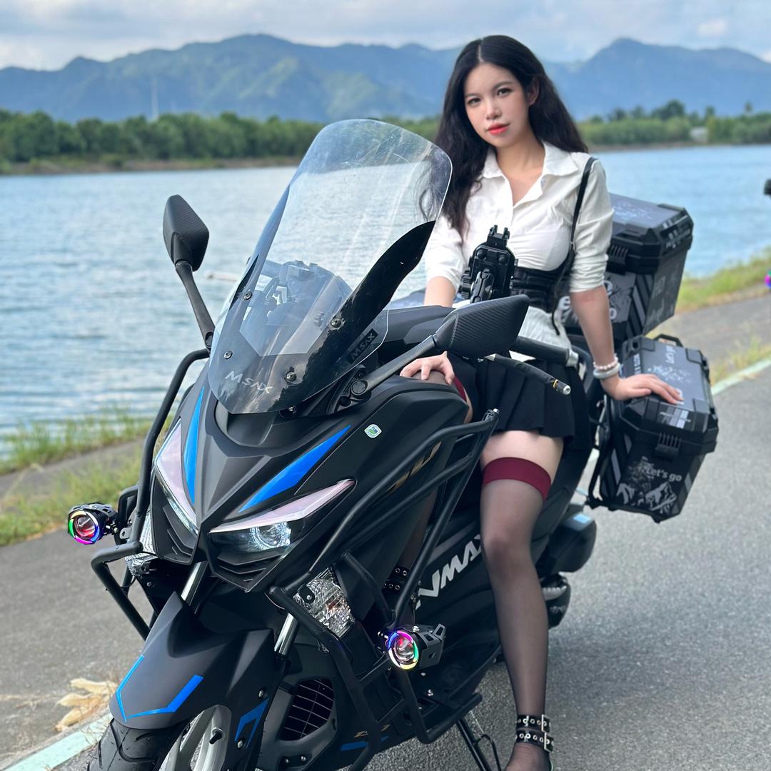 台州猛士踏板摩托车