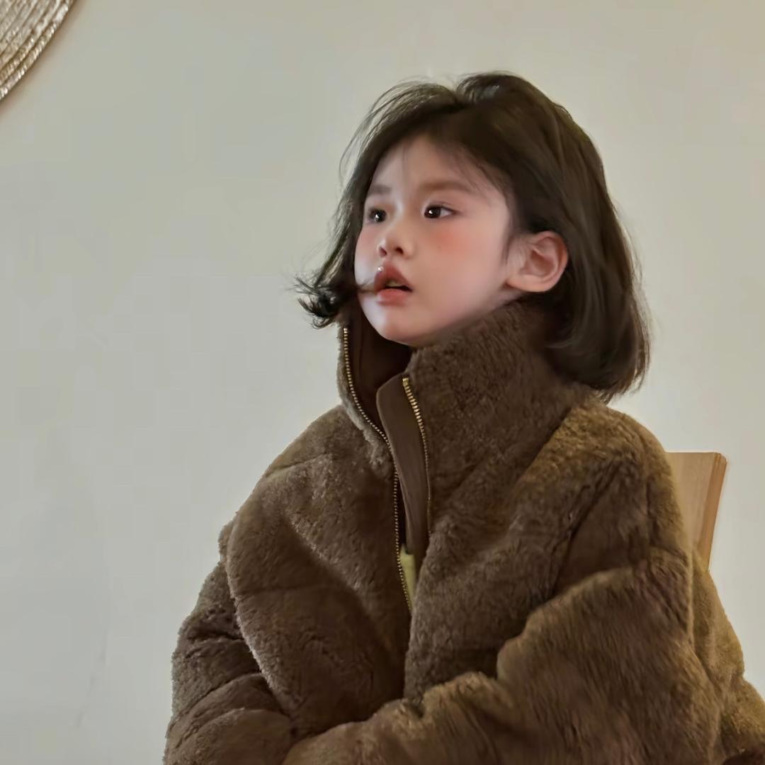 璐璐lulu.