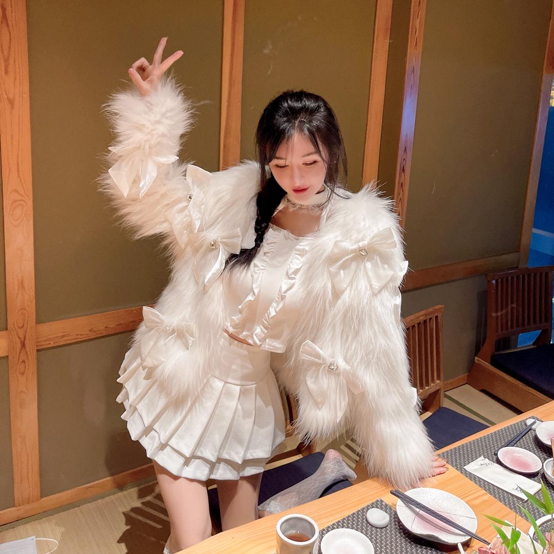 毛妮LADIESFIRST