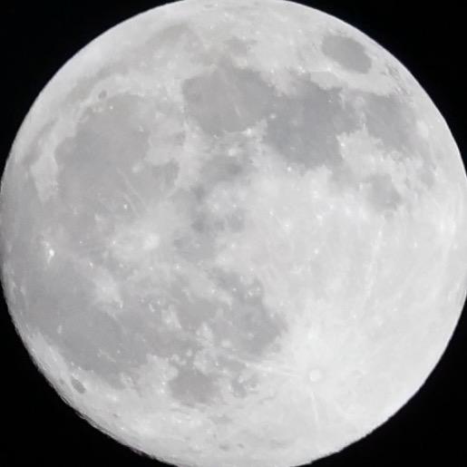 月不亮零食小铺