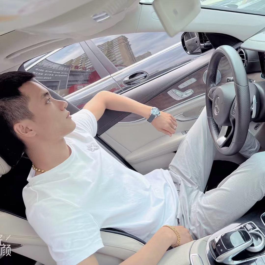 董春旭(大号董半仙)