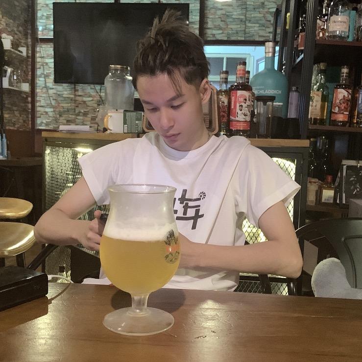 吕岩松