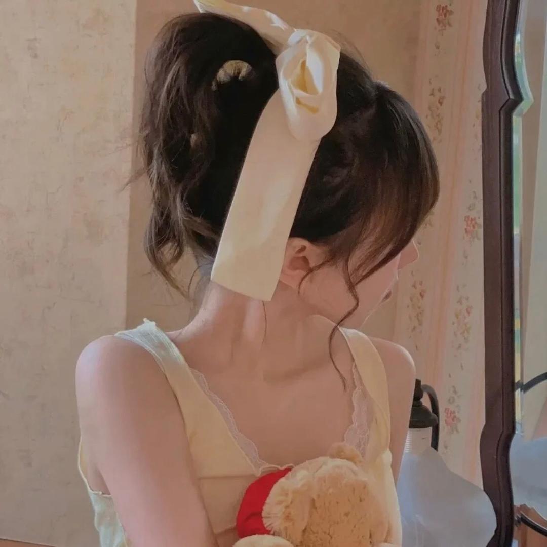 露露.