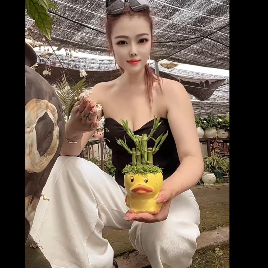 女骑行者 小桔子