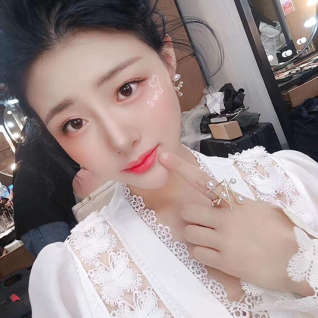 简衣阁服装商行