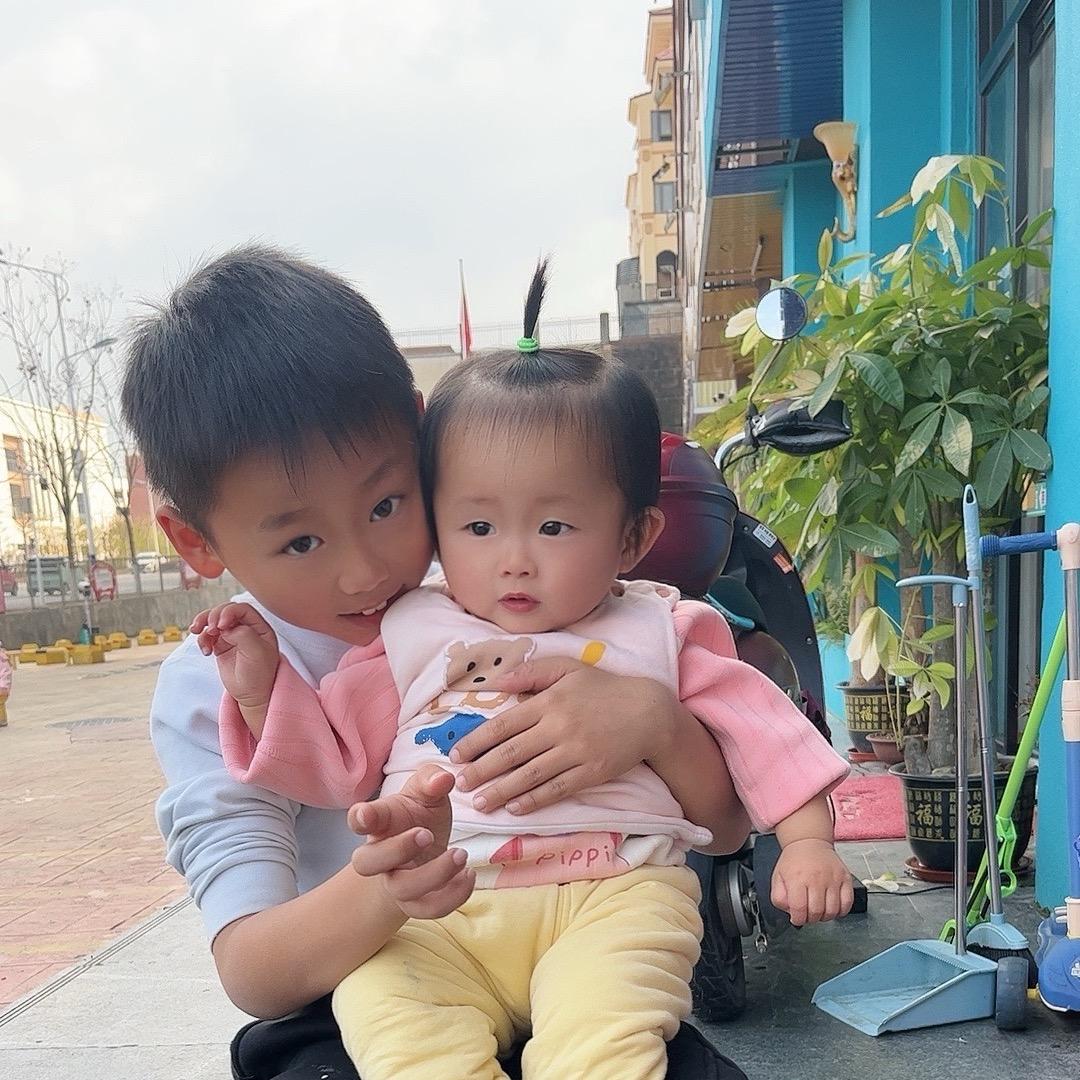 扬玥麻 麻