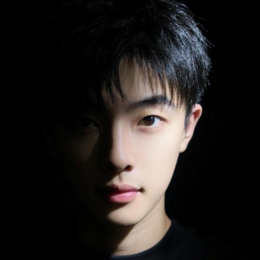 鹏鹏•麦阳