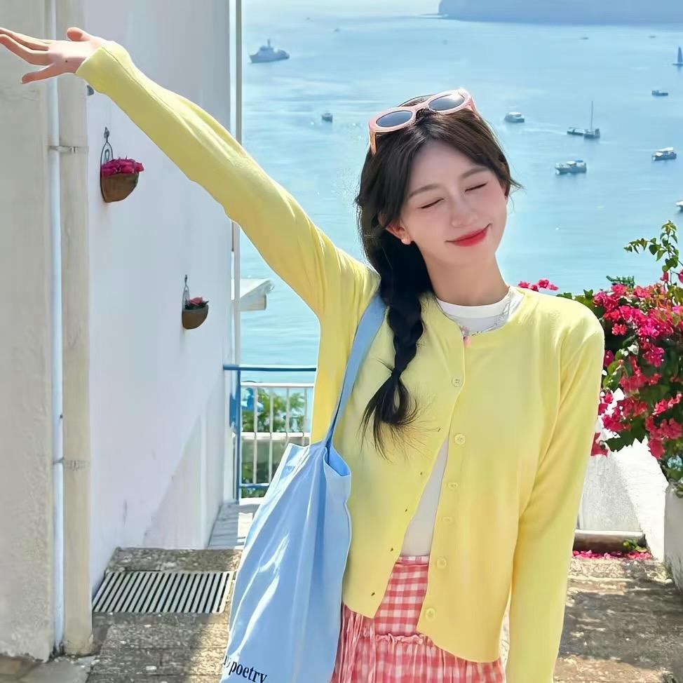 婉婉（一个人拼命播）