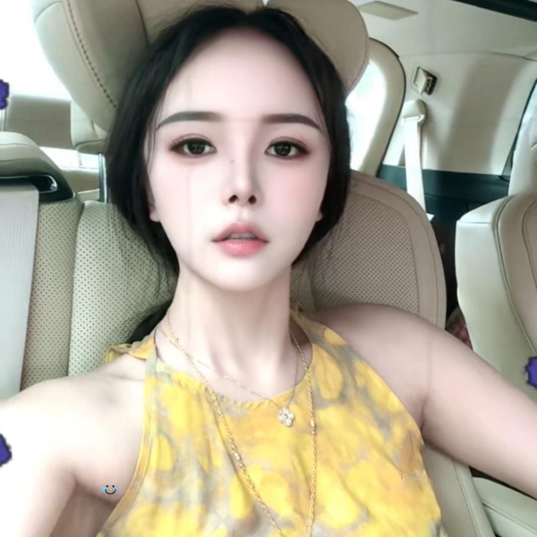 月 月