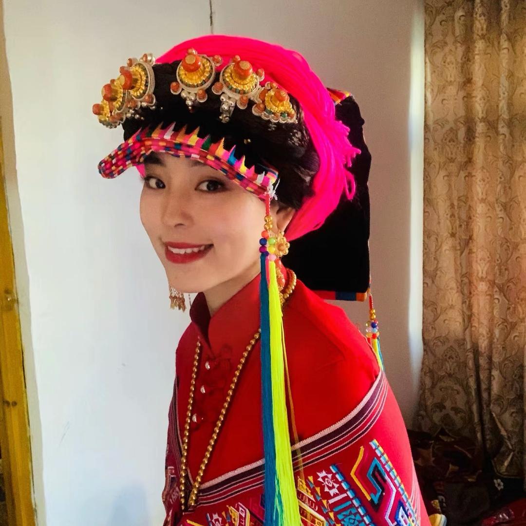 拉姆郎卓藏装