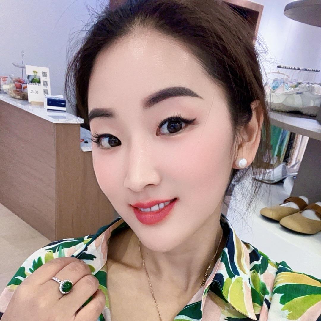 梁河华姐