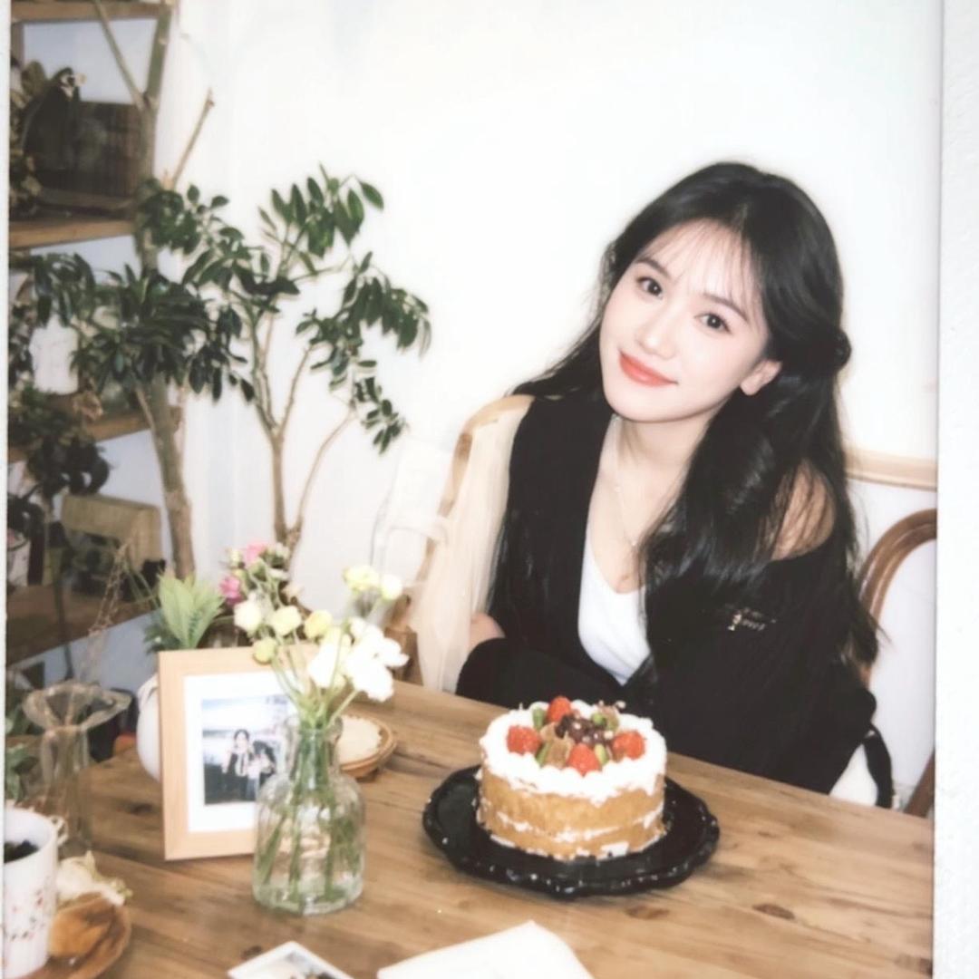 一只小锦李🍼🍭🍧。