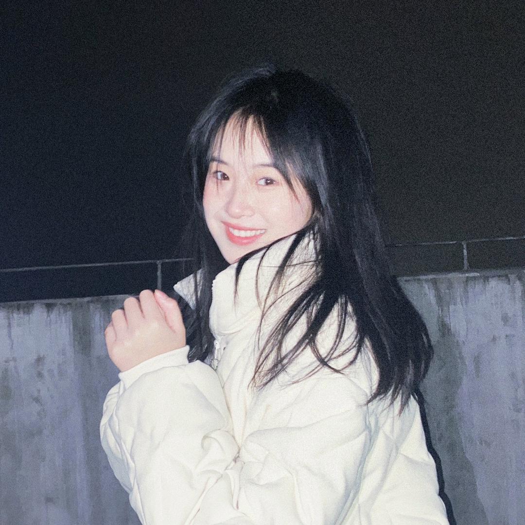 爱笑的张张