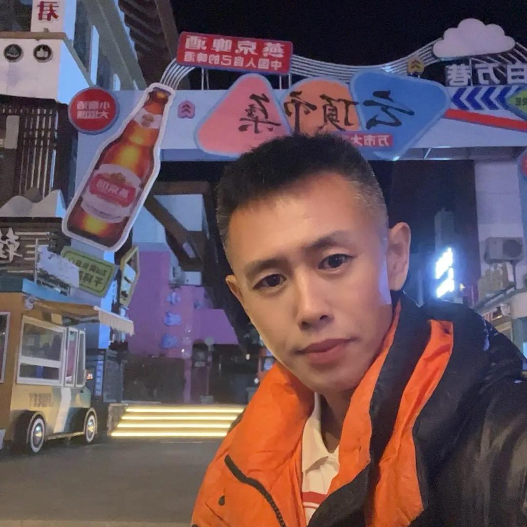 长白山门票一日团～小哥
