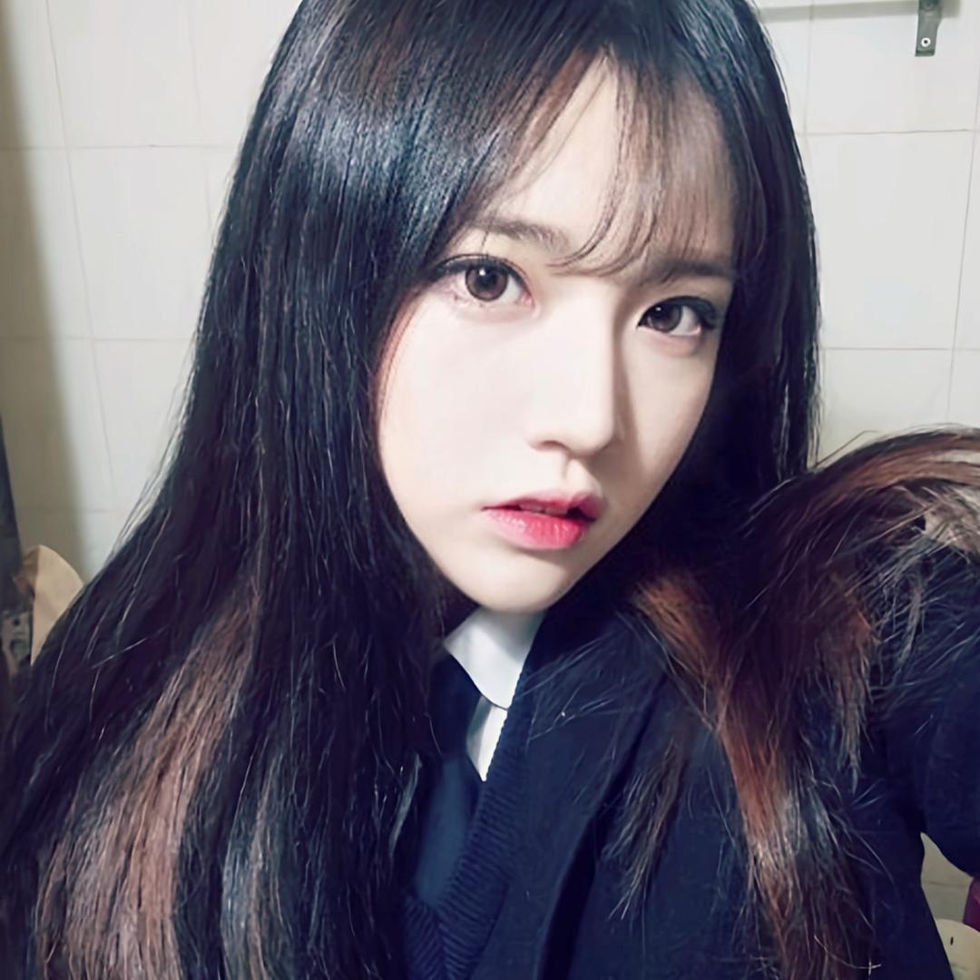 小  媛  大  王^