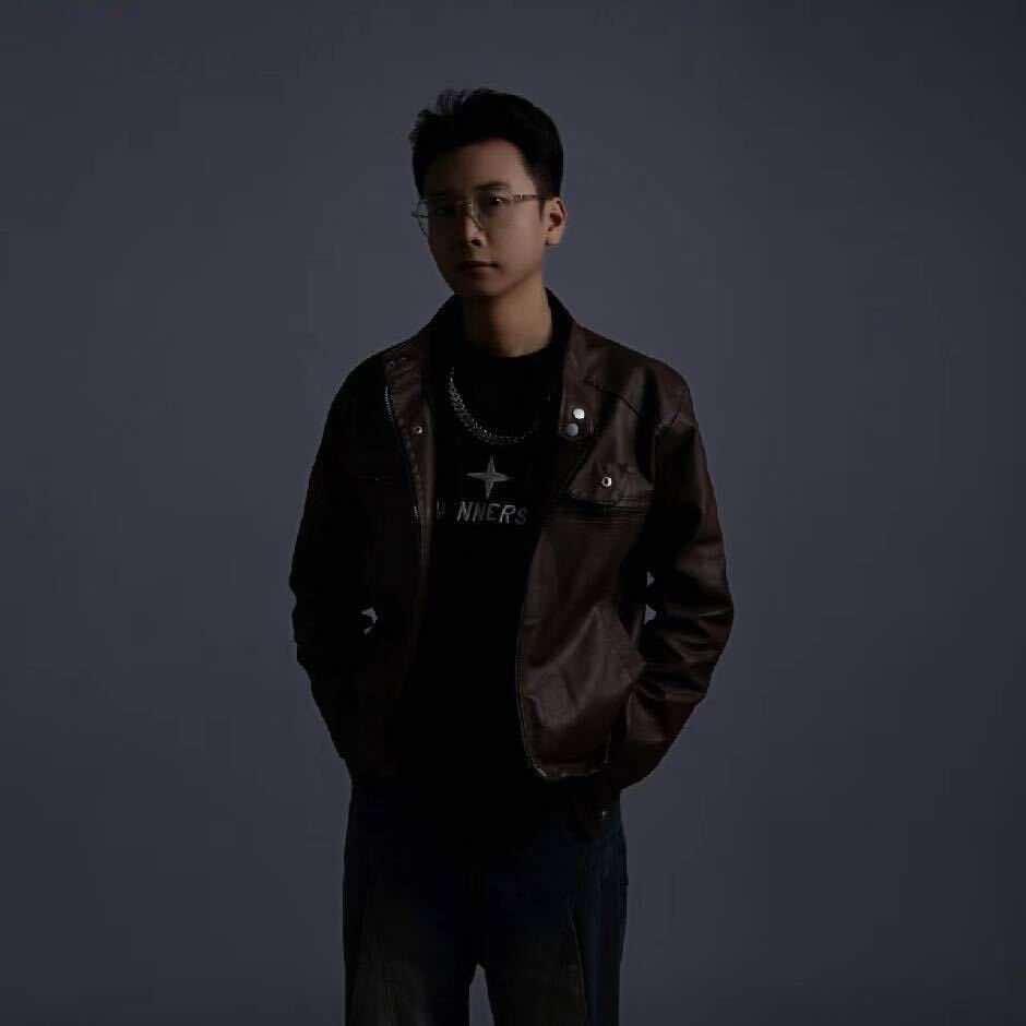 藤野造型.阿伦「总监」