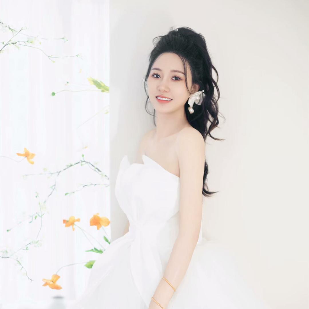 黄小姐养娃