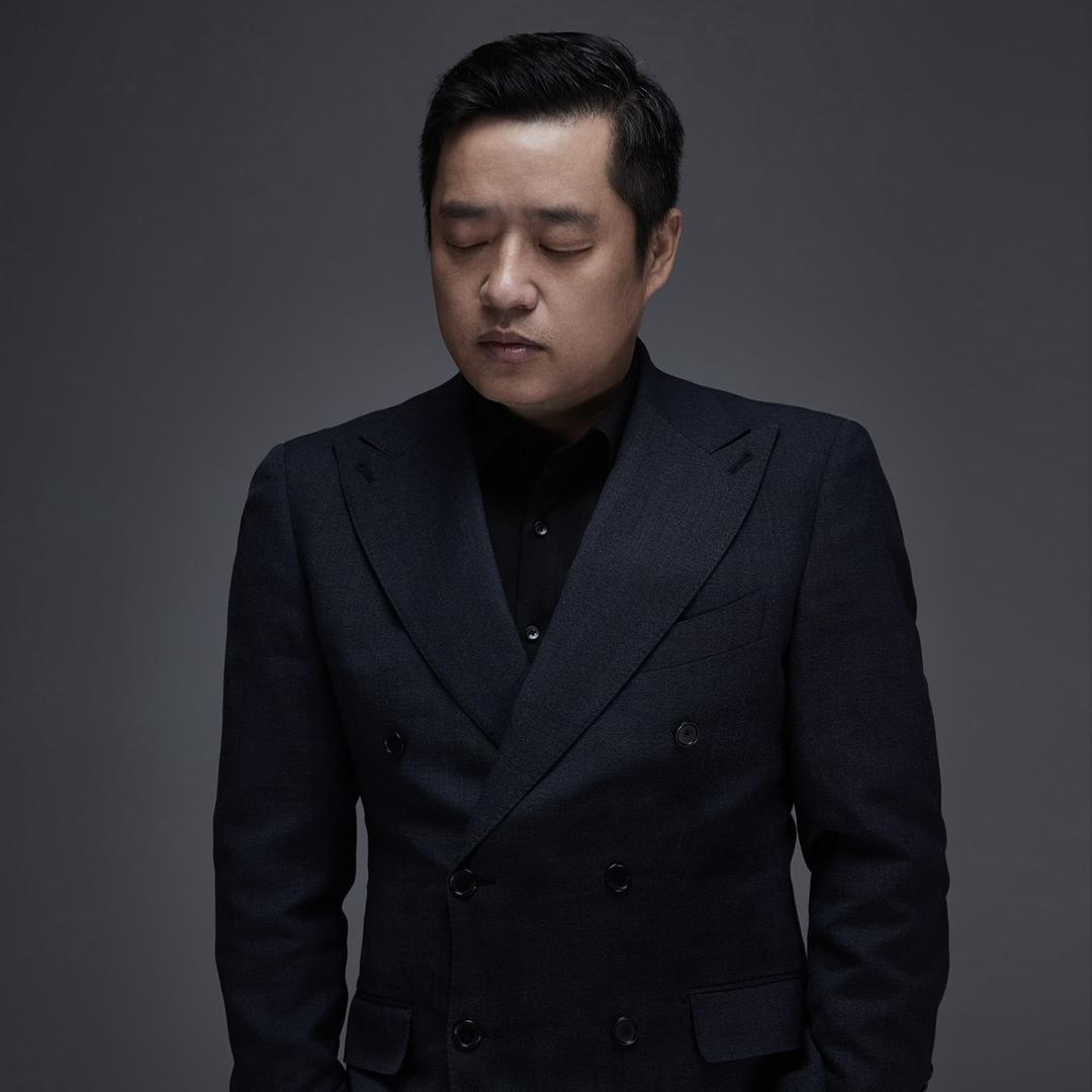 导演郝平