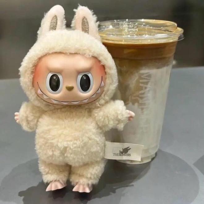 爱听歌的瑶瑶兔