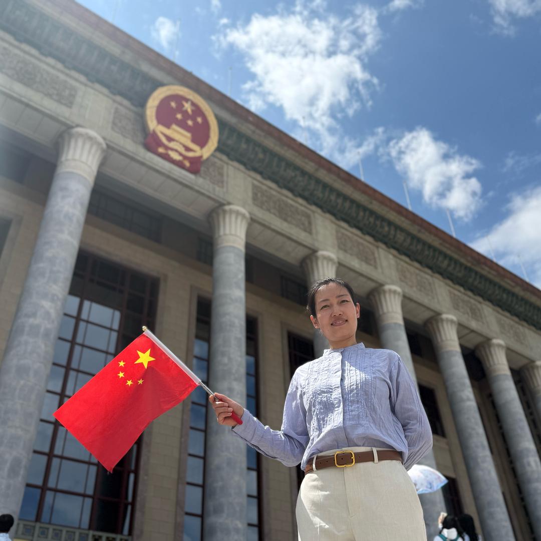 旅游顾问张姐姐