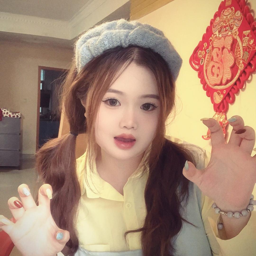 佳佳🎀🎀