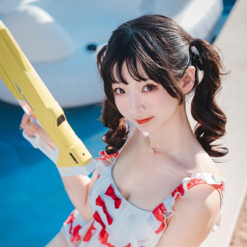 扣梓瑜