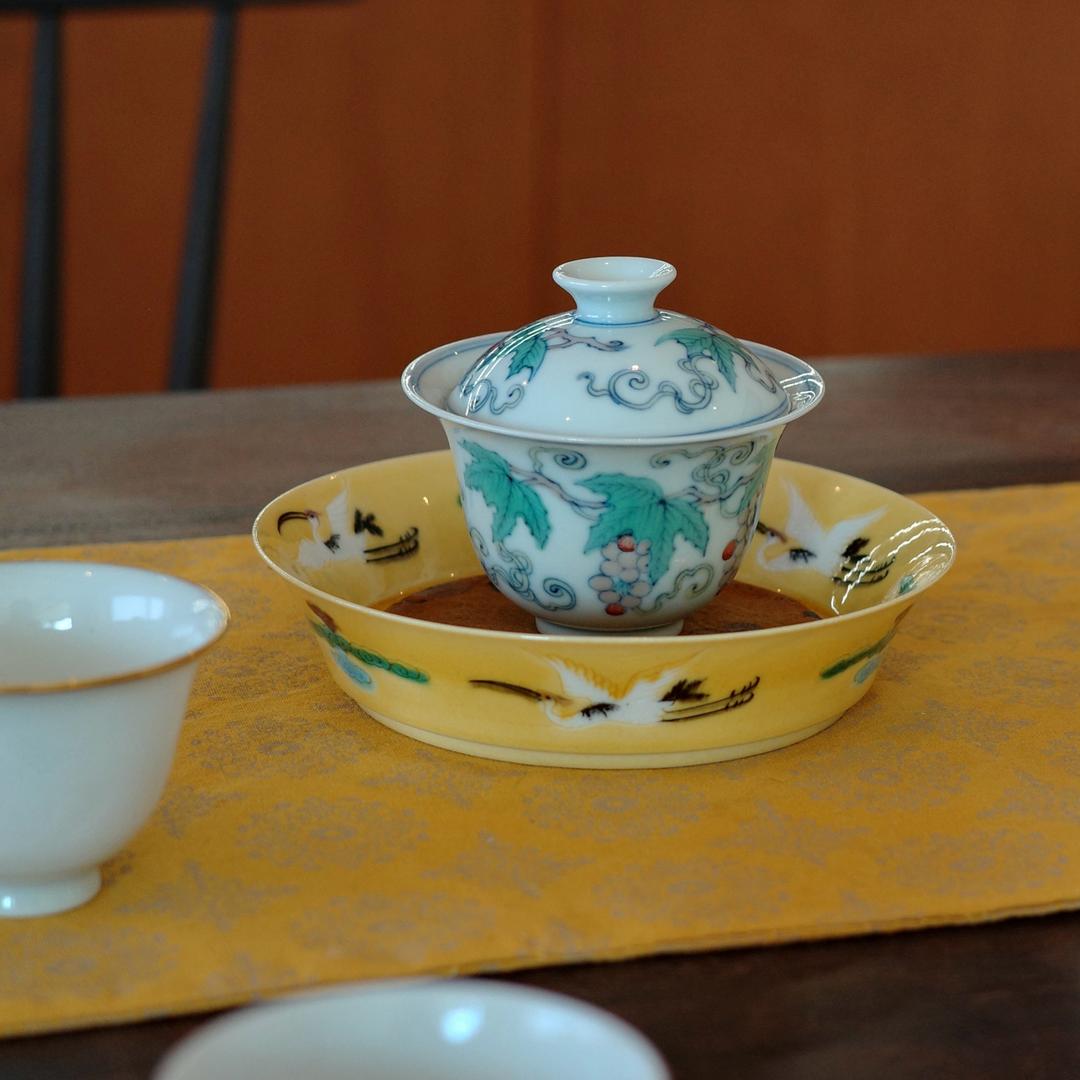 江江小瓷