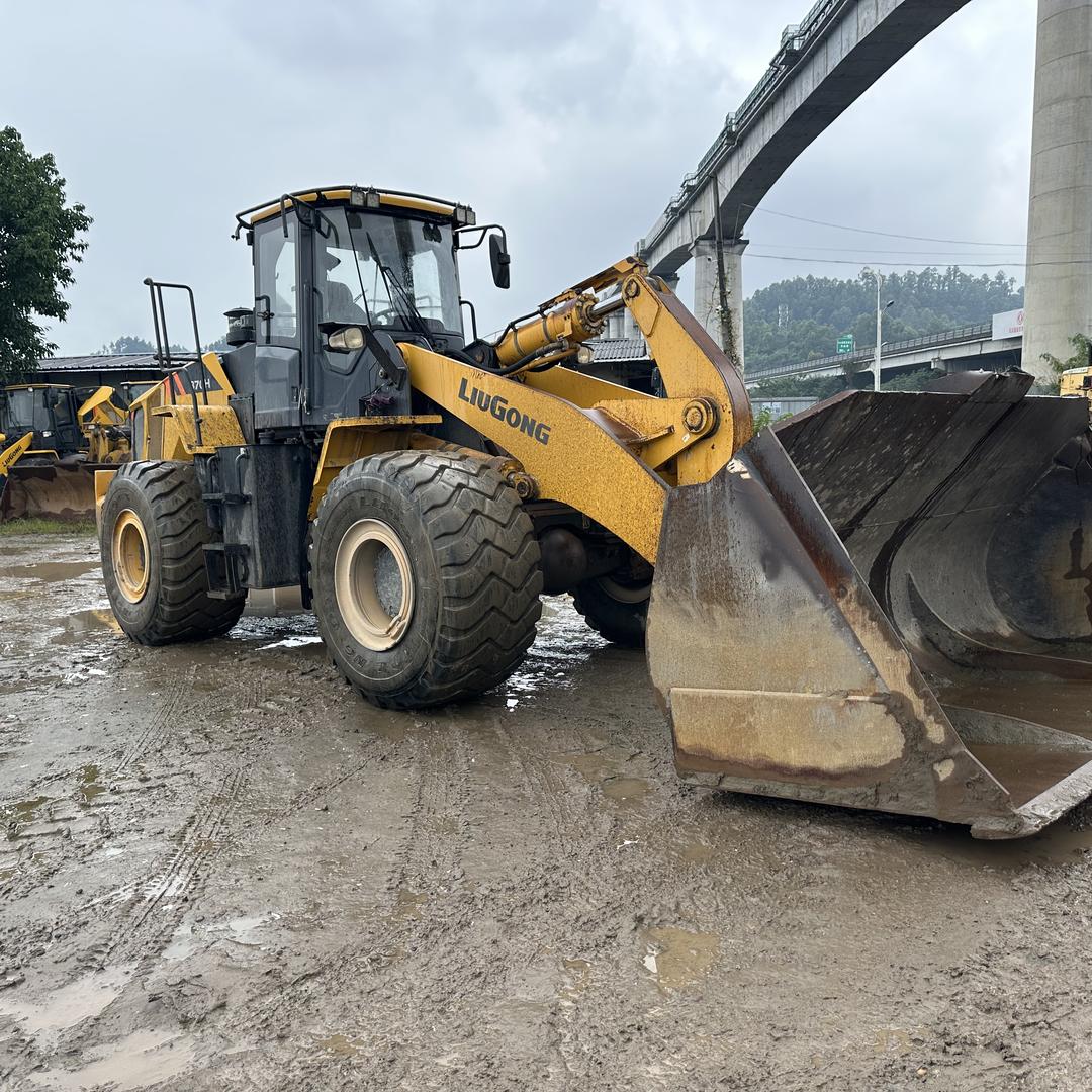 航泽信二手装载机