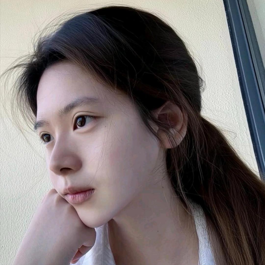 小怡.