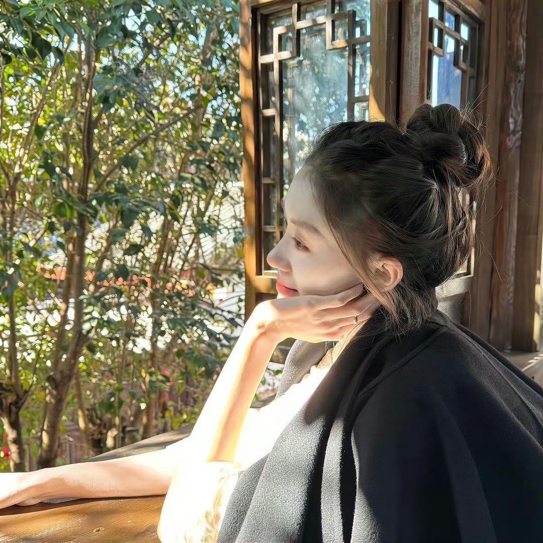 张嘻嘻Xi