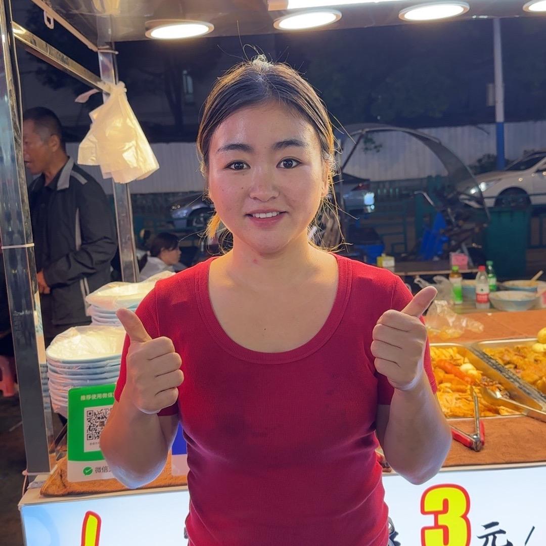 香香炒馅包子纯老面小笼包
