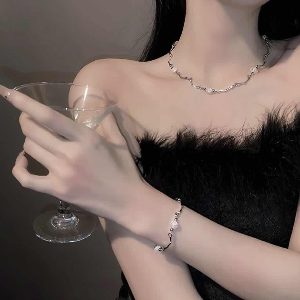 绝情小美