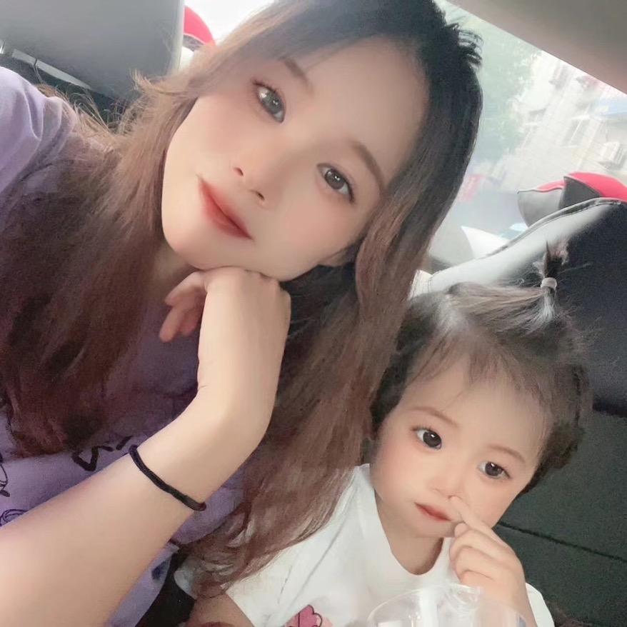 欣姐小可爱❤