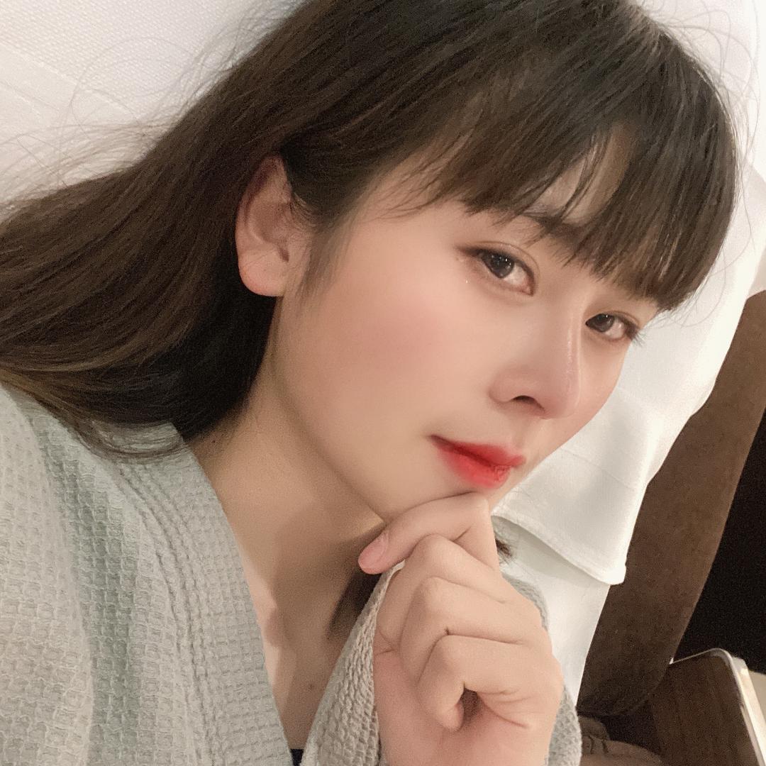 呈贡周露思