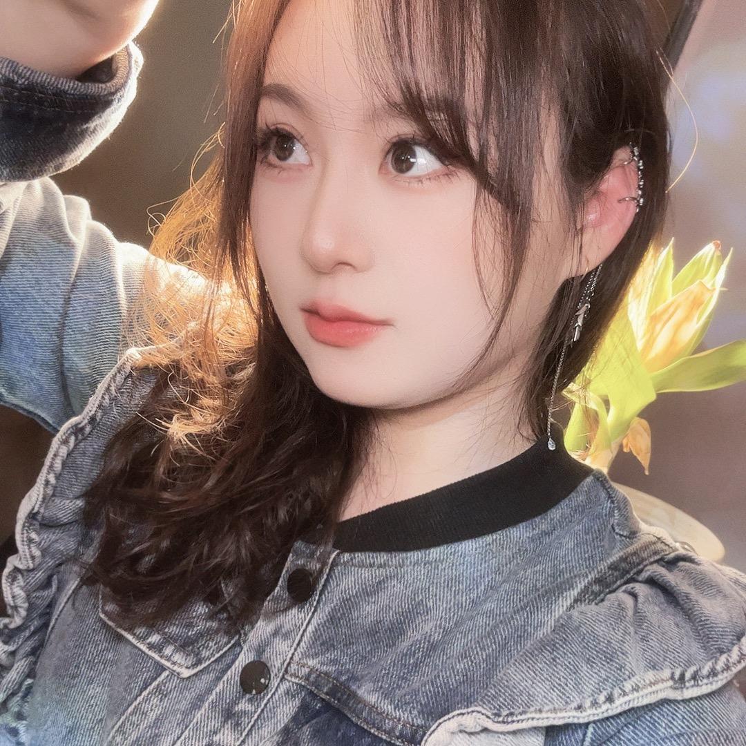 Maxine-瑞