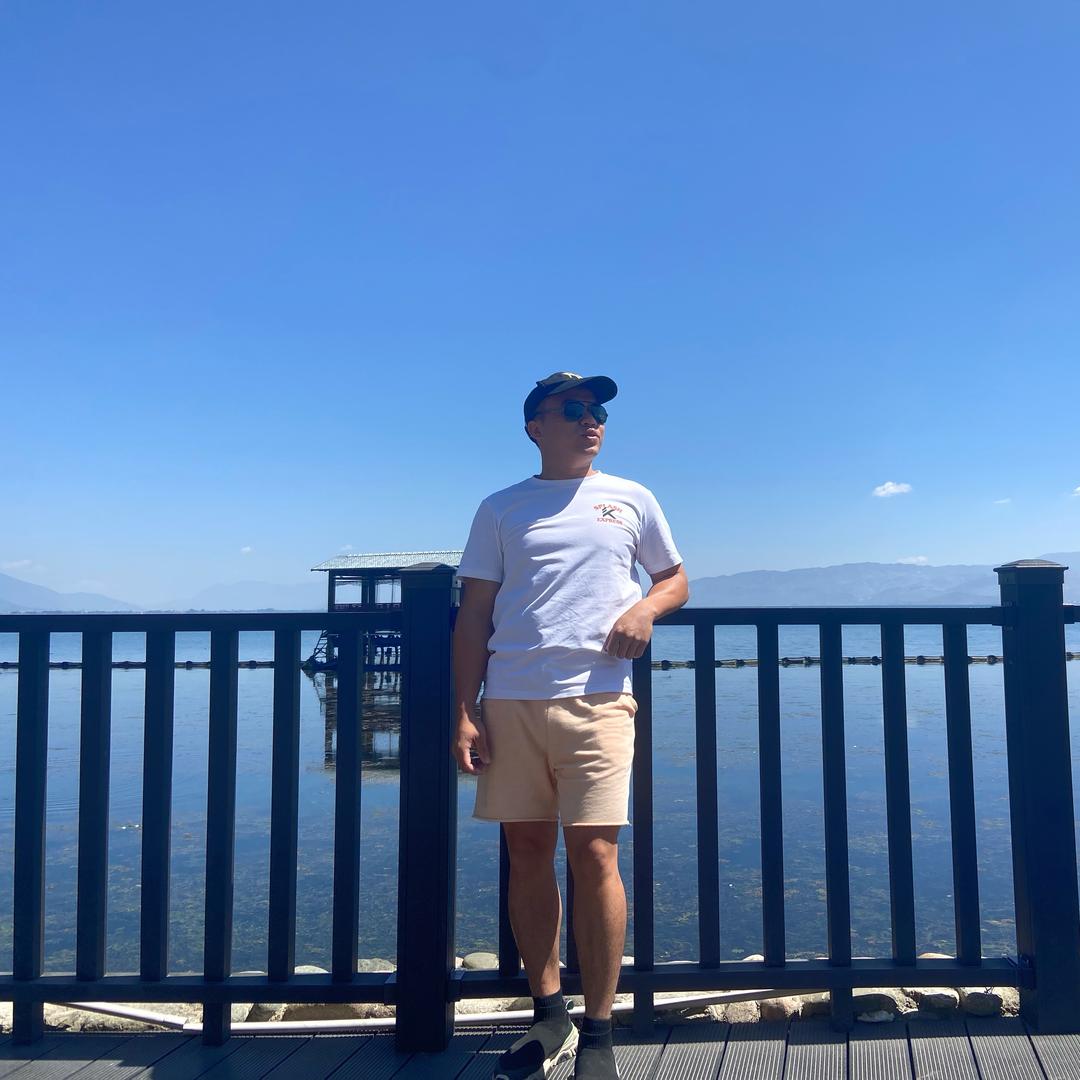 艾伦｝